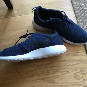 Brand New Blue Nike Running Shoes, Size 10